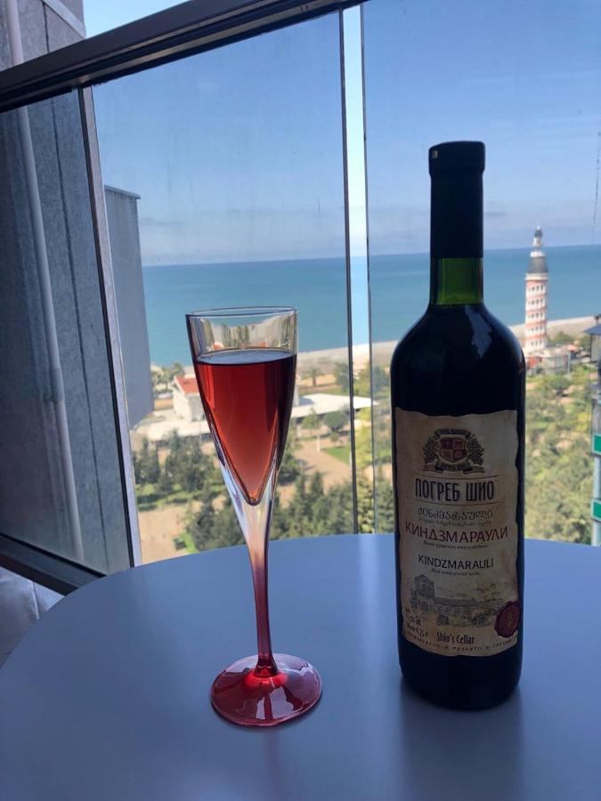 Apartamento Batumi Orbi Sea Tawer Exterior foto